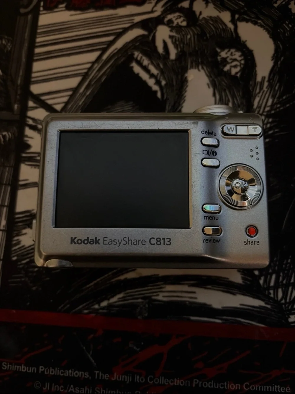 Kodak Silver Compact Digital Camera with Chrome Lens Ring